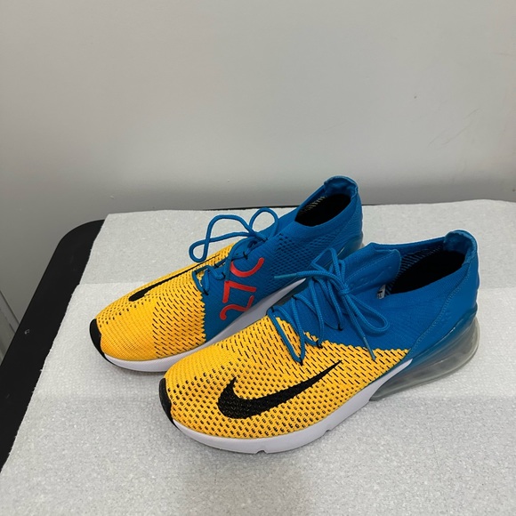 Nike Air Max 270 Flyknit in Blue Orbit size 11 men’s - Picture 2 of 5